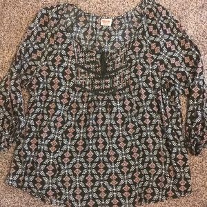 Great shirt for work or play!